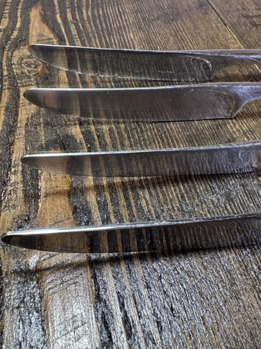 Set Of 4‎ Modern Stainless Knives - Standing Knife - Heavy Weight Dinner Knife